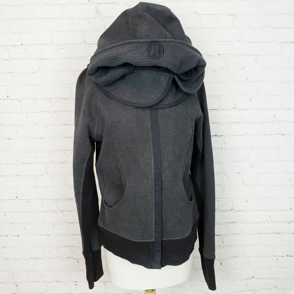 lululemon athletica Tops - Lululemon Hiver 2013 Special Edition Scuba Hoodie